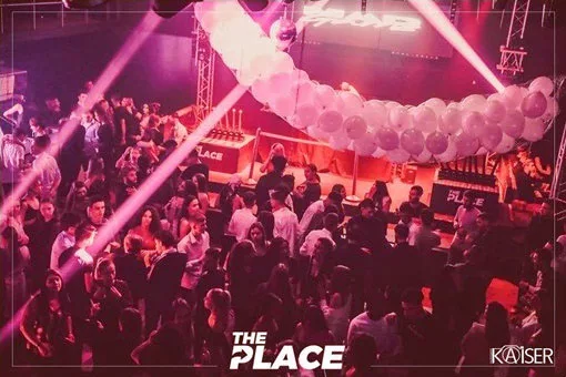 LE GOTHAM DEVIENT THE PLACE (69) 2 THE PLACE 01