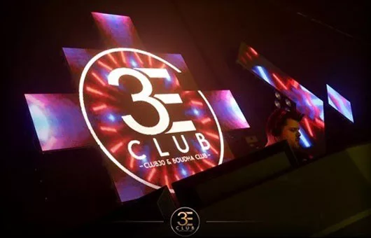 3E 04